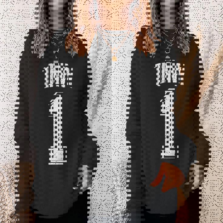 Tommyサポーター番号 1番の大ファン スウェットシャツ 彼女への贈り物