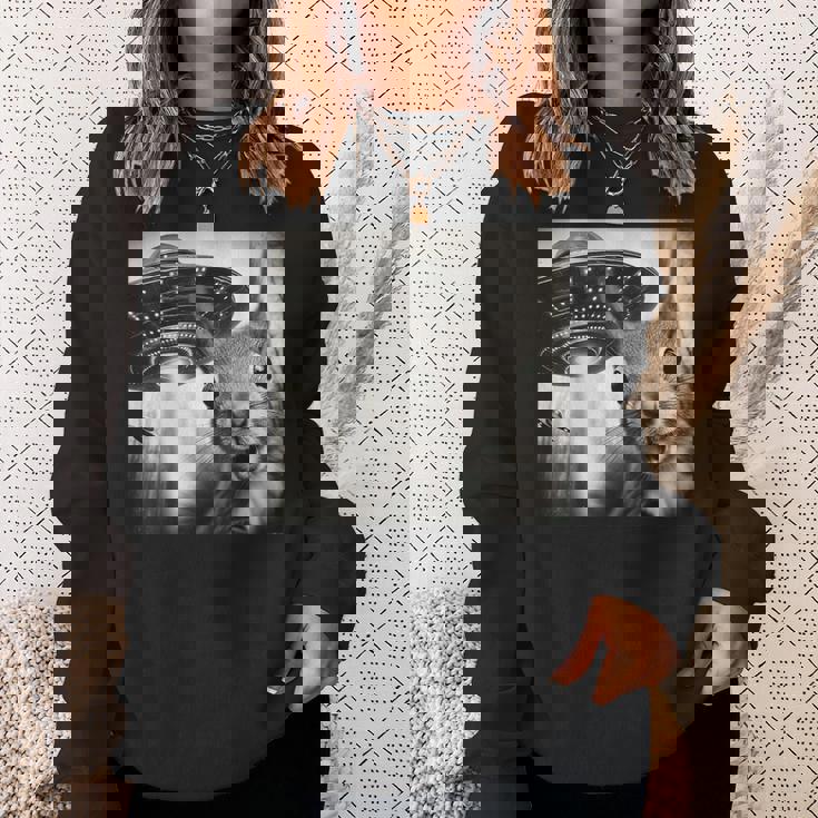 Ufoとリス自撮り面白いリス愛好家 スウェットシャツ 彼女への贈り物