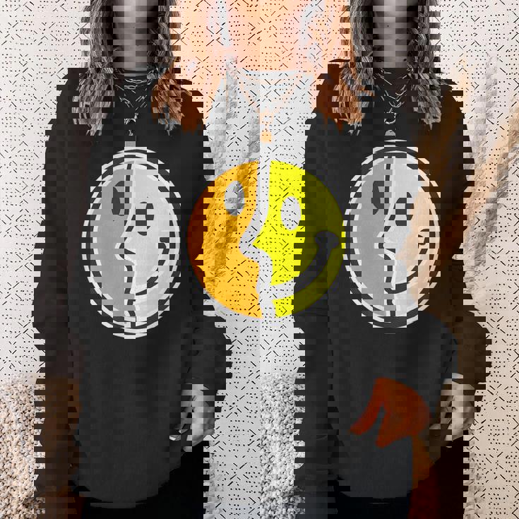 【ピカソ風】スマイル フェイス 笑顔（パロディ）キュビズム【スマイリー】ニコニコ 黄色 ポップ かわいい スウェットシャツ 彼女への贈り物