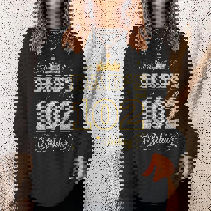 お父さんの102歳の誕生日 102歳 父の誕生日 スウェットシャツ 彼女への贈り物