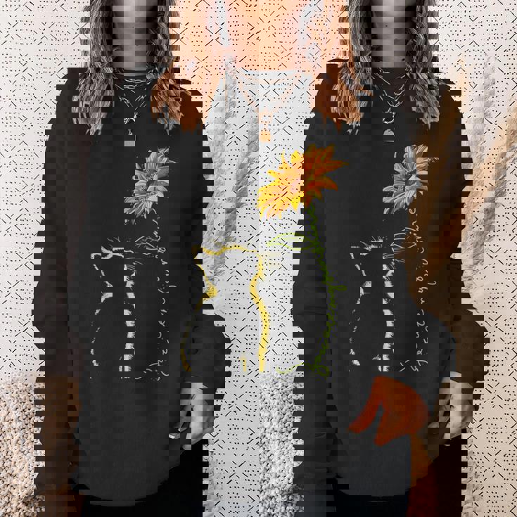 かわいい猫のシルエット 猫好き 猫飼い 猫 ネコ ねこくろねこ好き 面白い サプライズ ギフト にゃんこ スウェットシャツ 彼女への贈り物