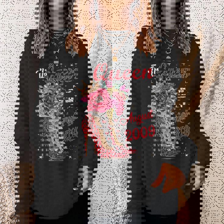 この女王は2009年8月に誕生しました。 スウェットシャツ 彼女への贈り物