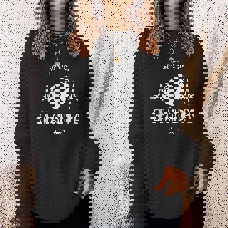 もうすぐおじいちゃん、新しいおじいちゃんになる スウェットシャツ 彼女への贈り物