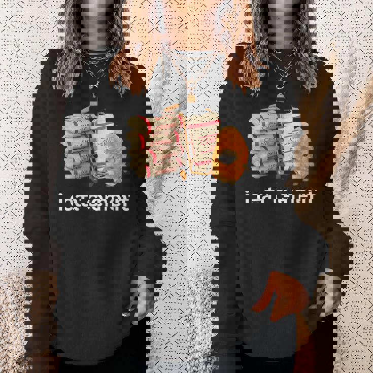 アイ・イート・セメント・ファニー・カーズ・クライング・キャット・ミーム スウェットシャツ 彼女への贈り物