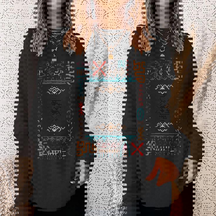 アステカ柄デザイン。 スウェットシャツ 彼女への贈り物