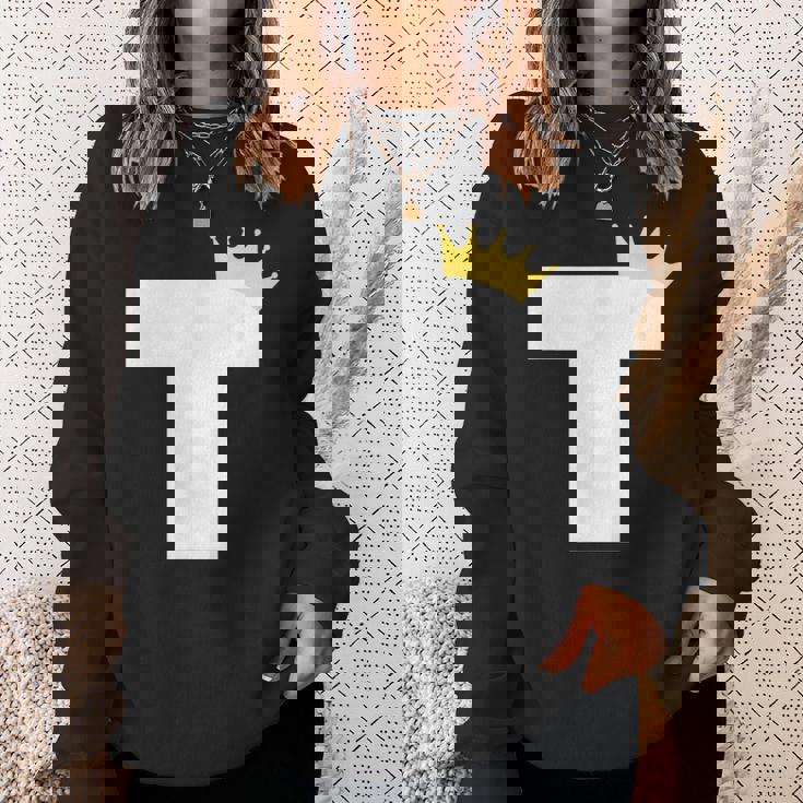 アルファベット大文字モノグラム イニシャル キング クイーン クラウン スウェットシャツ 彼女への贈り物