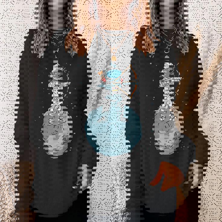 アーチェリーシャツキッズロングボウ宇宙飛行士ギフトキッズボウアーチェリー スウェットシャツ 彼女への贈り物