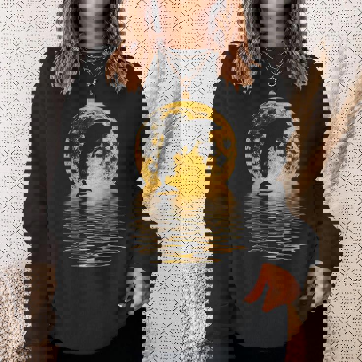 イルカ 海 夕日 月 反射 自然 恋人 ギフト スウェットシャツ 彼女への贈り物