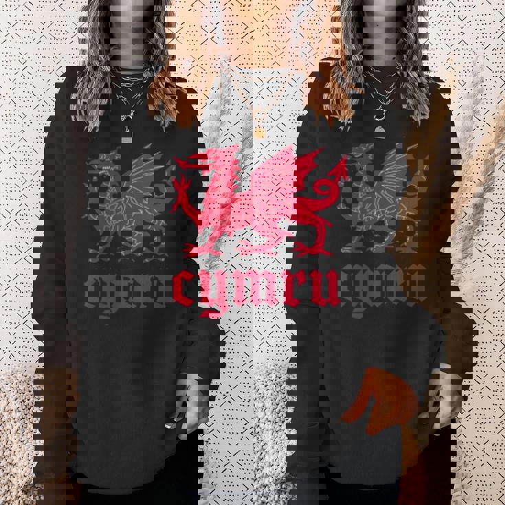 ウェールズ・ウェールズ・ウェールズ・シムレーグ・レッド・ウェールズ・ドラゴン スウェットシャツ 彼女への贈り物