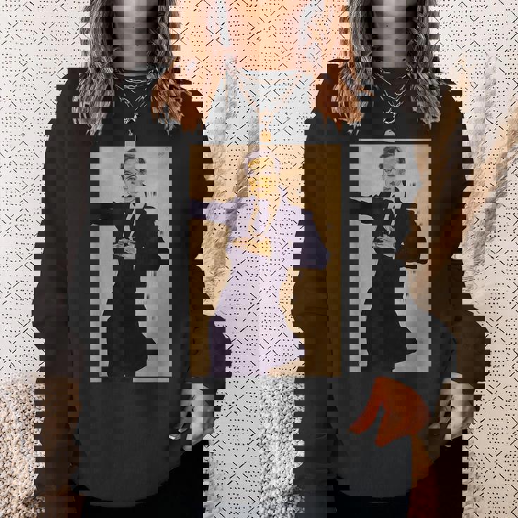 エゴン・シーレによる画家の肖像1910 スウェットシャツ 彼女への贈り物