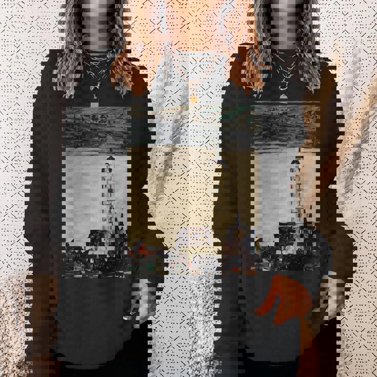 エゴン・シーレ作「ドナウ川のシュタインの教会」1913 スウェットシャツ 彼女への贈り物