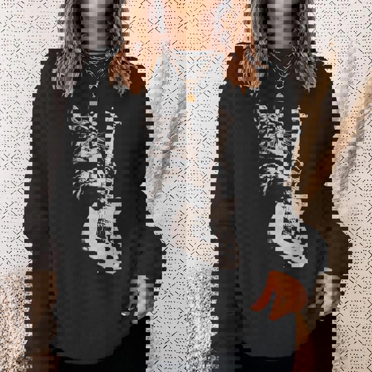 エレキギターを弾く猫 面白い猫ロッカー ロックショーで スウェットシャツ 彼女への贈り物