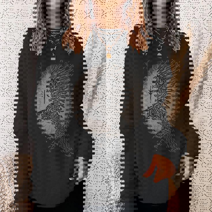 オーディンのカラス フギンとムニン フギンとムニン スウェットシャツ 彼女への贈り物