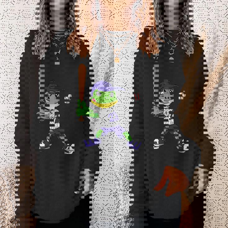 カエルの野球、カエルの野球、カエルの野球選手 スウェットシャツ 彼女への贈り物