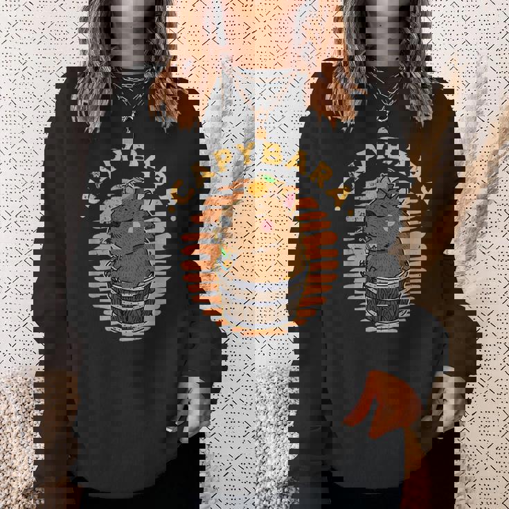 カピバラ 飼育員 動物 げっ歯類 自然 リラックス スパ スウェットシャツ 彼女への贈り物