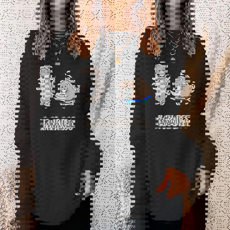 カワウソくん『スケボー』コツメカワウソ ゆるくて かわいい キャラクター イラスト スウェットシャツ 彼女への贈り物