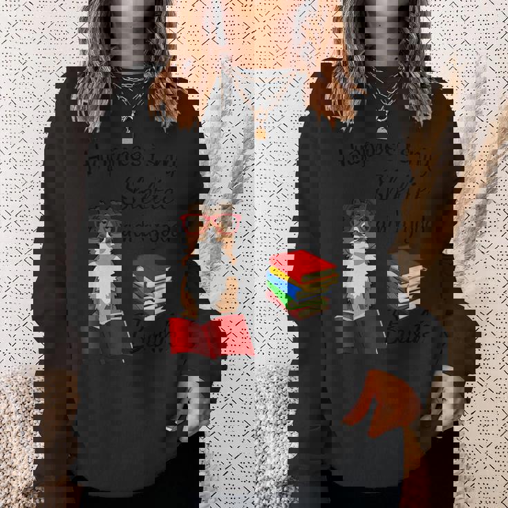 キュート・ハピネス・イズ・シェルティー・アンド・ブックス・シェルティー・マム スウェットシャツ 彼女への贈り物