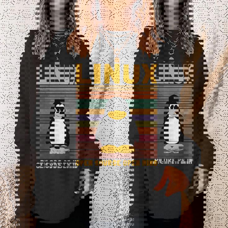 メンズ コンピューター オタク Linux ルートペンギン タックス 言葉 ギフト スウェットシャツ 彼女への贈り物