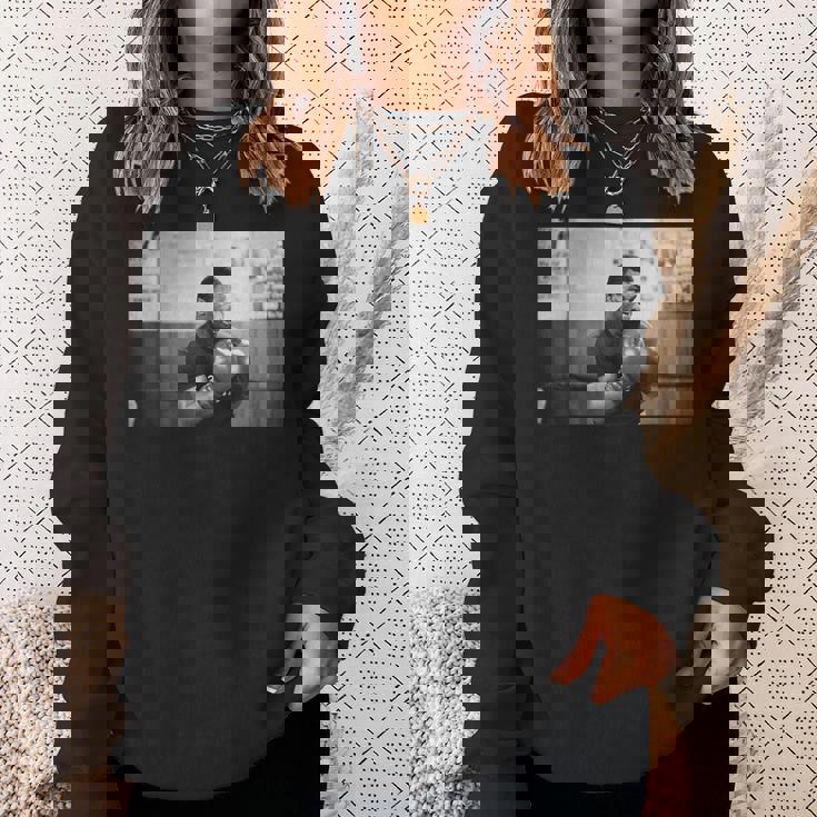 ジェームズ・ティリス対フランク・ブルーノのためにロンドンでボクシングマイク・タイソン。 スウェットシャツ 彼女への贈り物