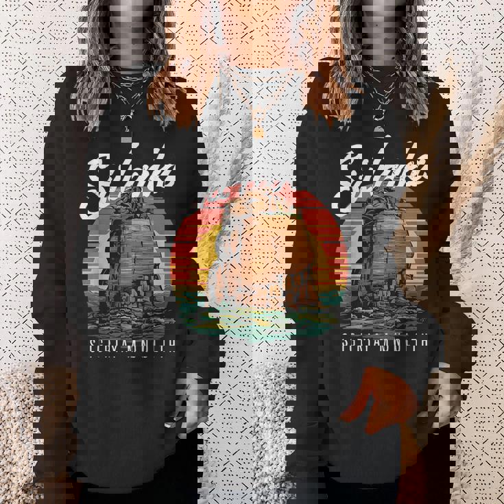 スリランカ モノリス シギリヤ 岩 要塞 城 旅行 スウェットシャツ 彼女への贈り物