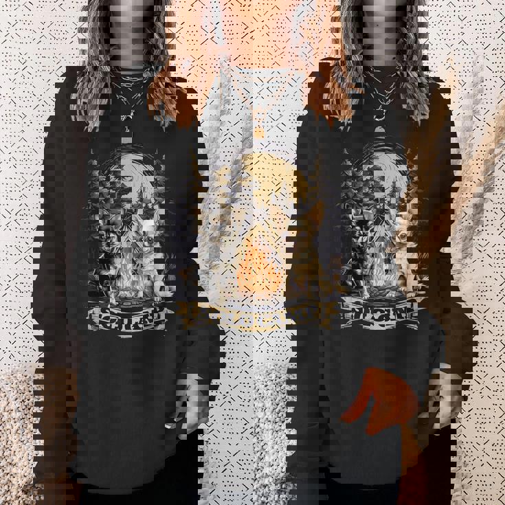 チワワ 面白いtシャツ 犬 キャンプ かわいい メンズ 子供 おもしろ 服 グッズ ネタ ソロキャンプ スウェットシャツ 彼女への贈り物