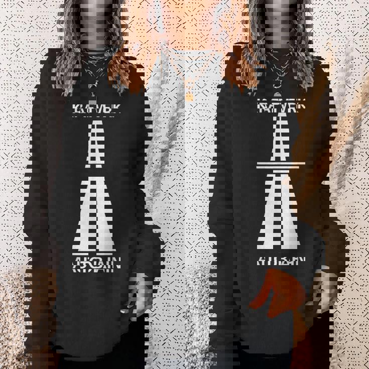 ドイツでの楽しい高速運転のためのクラフトワークアウトバーン スウェットシャツ 彼女への贈り物