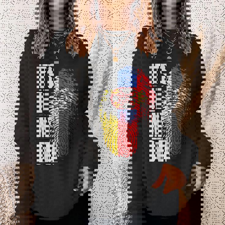 ドイツとセルビアのdna遺産フラグ スウェットシャツ 彼女への贈り物