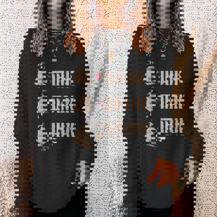 ドリンク 飲酒 パグ 飲酒 ワイン ミーム 面白い スウェットシャツ 彼女への贈り物