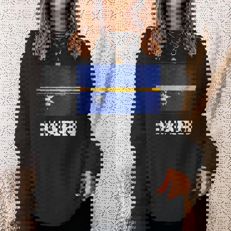ナウルの国旗tシャツ スウェットシャツ 彼女への贈り物