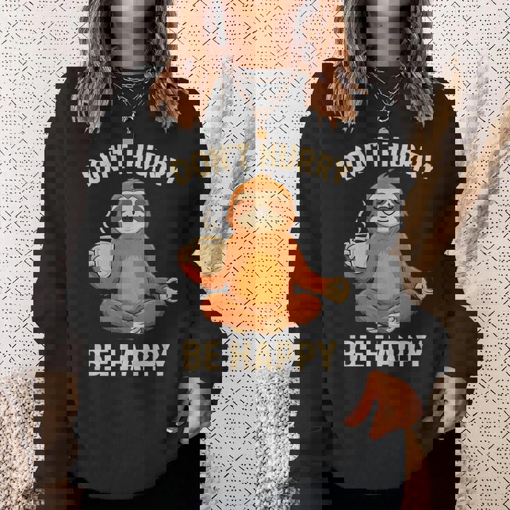 ナマケモノ コーヒー 瞑想 グラフィック 面白い スウェットシャツ 彼女への贈り物