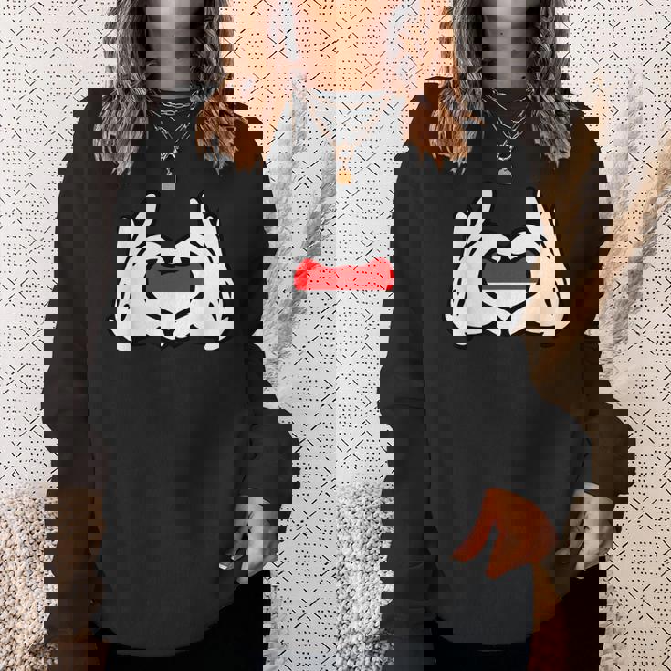 ハートを形作る漫画の手 インドネシア国旗 スウェットシャツ 彼女への贈り物