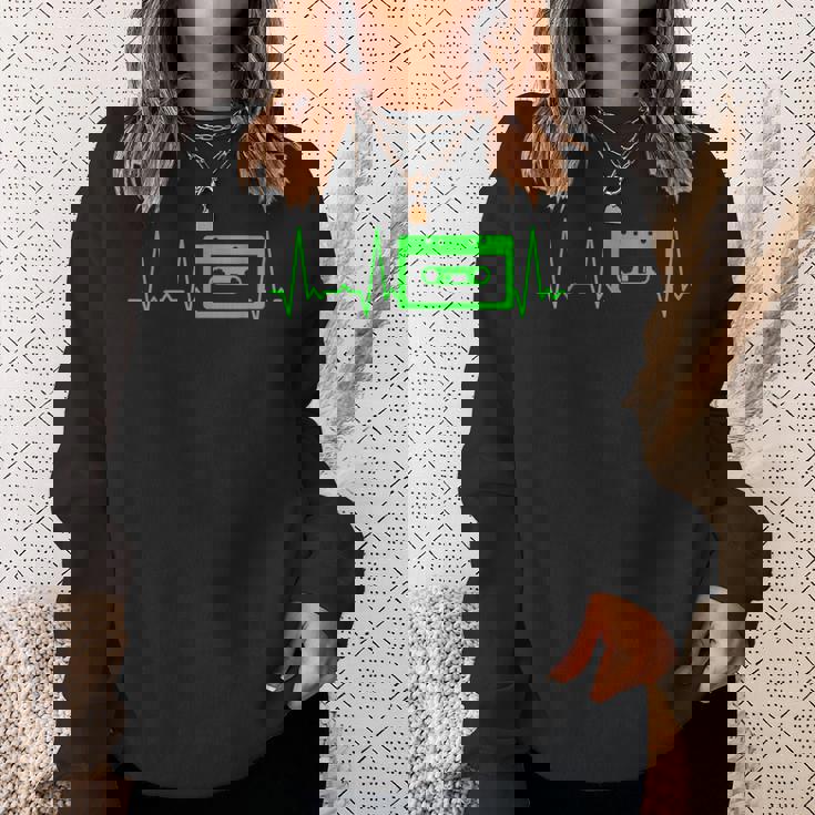 ハートビートカセットテープ スウェットシャツ 彼女への贈り物