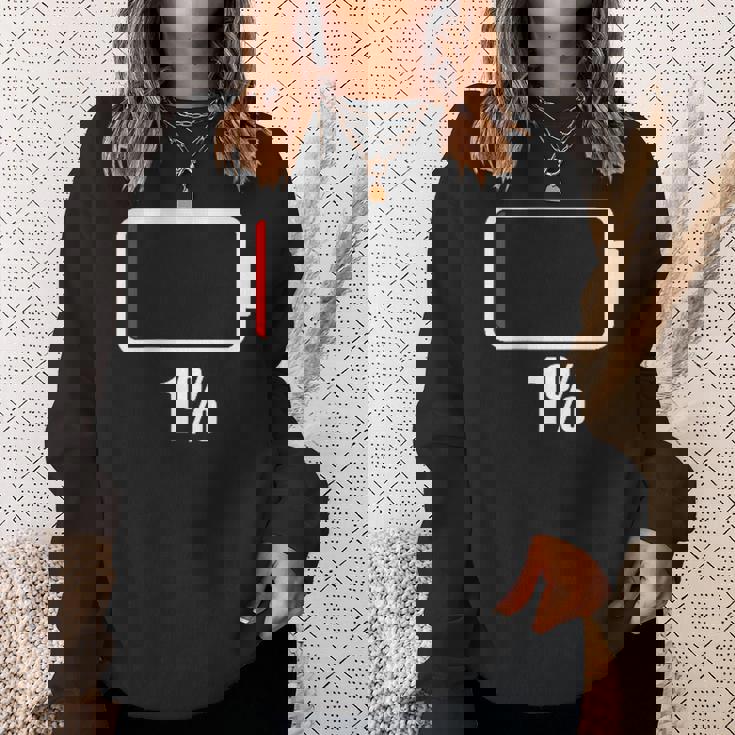 バッテリー1シャツ。バッテリーハート。充電済みバッテリーは空です。 スウェットシャツ 彼女への贈り物