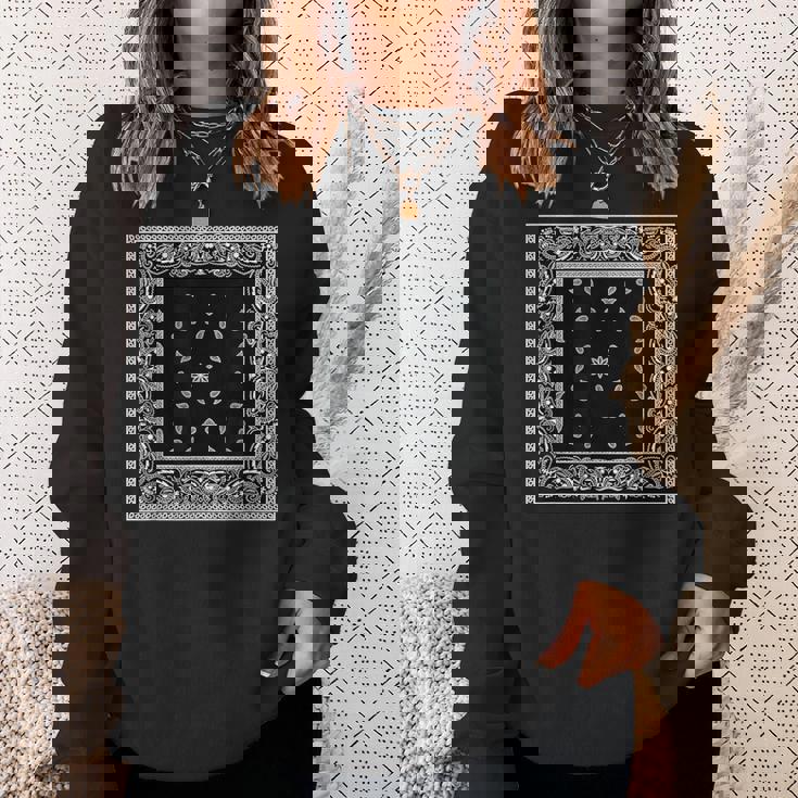 メンズ ブラック ホワイト バンダナ プリント ブラック ペイズリー柄 スウェットシャツ 彼女への贈り物