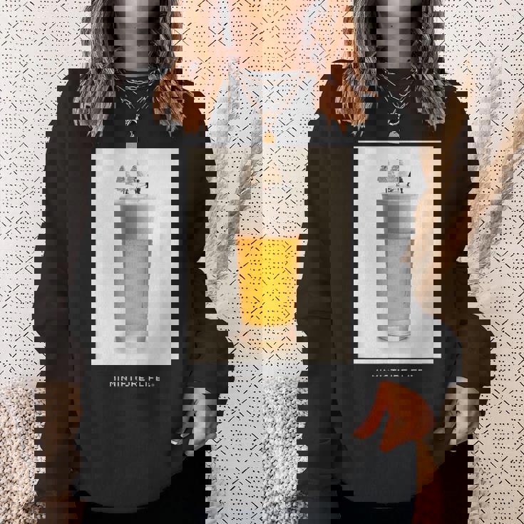 ビール冷え切ってます スウェットシャツ 彼女への贈り物