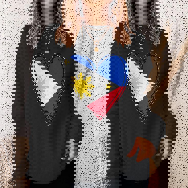 フィリピン独立記念日 I Love Philippines 国旗 ハート スウェットシャツ 彼女への贈り物