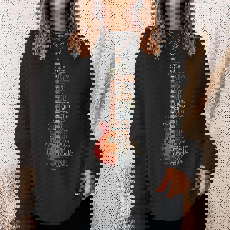 ブルース音楽ギターギタリストのギタリストのためのおかしいギフト スウェットシャツ 彼女への贈り物