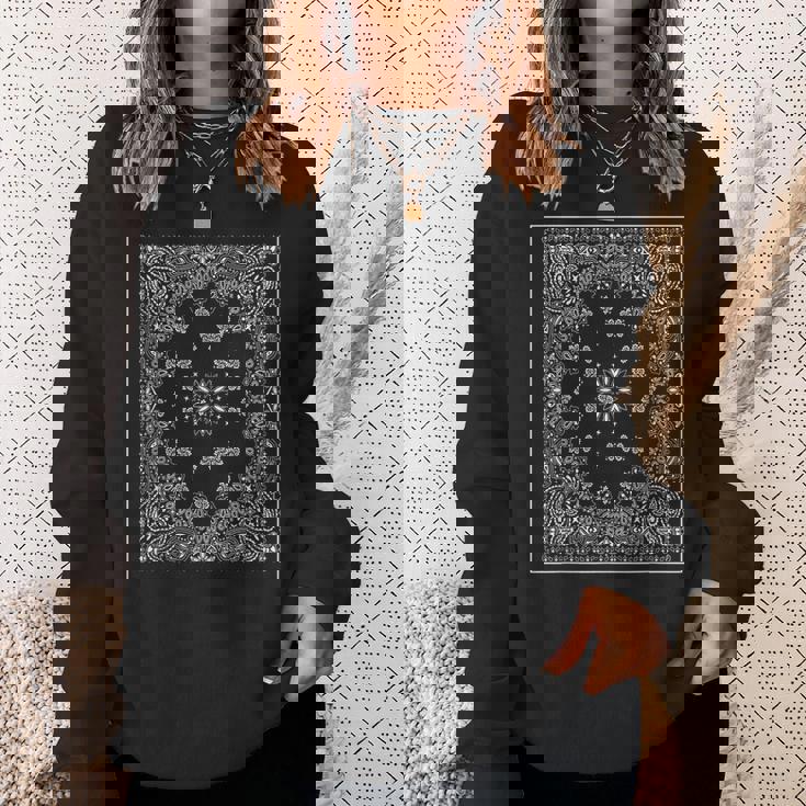 ブルーバンダナプリント ロイヤルネイビーブルー ペイズリー服 スウェットシャツ 彼女への贈り物