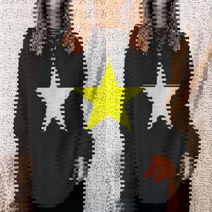 ベトナム国旗 星 ベトナム国旗 国旗 国旗 ハノイ サイゴン スウェットシャツ 彼女への贈り物