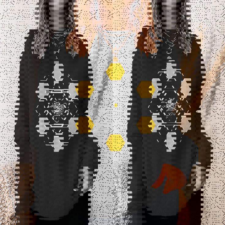 ミツバチユーモア六角形ナチュラルスタイル スウェットシャツ 彼女への贈り物