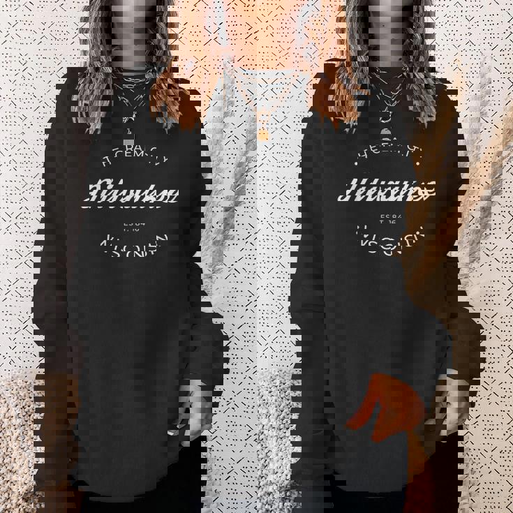 ミルウォーキー ウィスコンシン州 クリーム シティ デザイン スウェットシャツ 彼女への贈り物