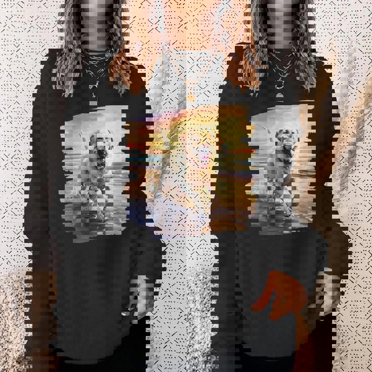 ラブラドールオンザビーチ、ラボ、犬、ラブラドール子犬 スウェットシャツ 彼女への贈り物