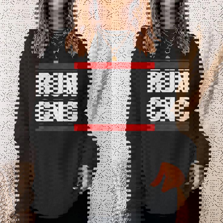 ラン Cnc マシニング メカニック Cnc フライスカッター プログラマー スウェットシャツ 彼女への贈り物