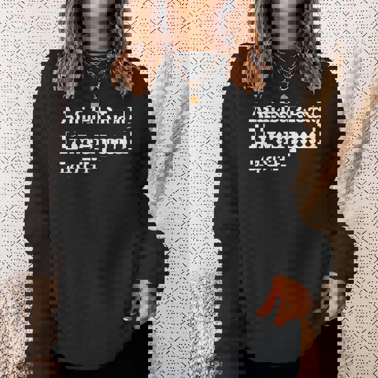 リバプールスタジアムの住所 スウェットシャツ 彼女への贈り物