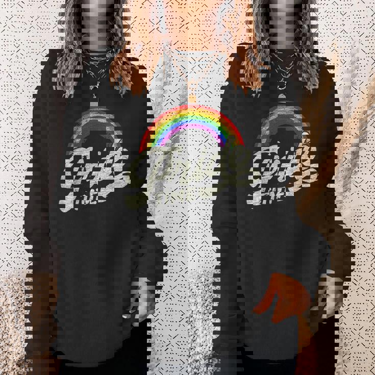 レインボー、プライドタイム、Lgbt スウェットシャツ 彼女への贈り物