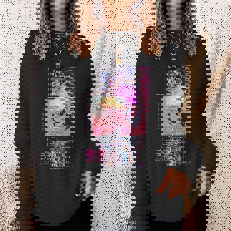 レトロなサイバーパンクヴェイパーウェーブ の 美学を取り入れた日本のサイバーパンクアニメ スウェットシャツ 彼女への贈り物