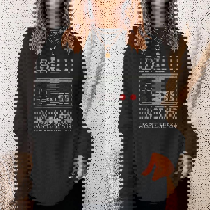 レベル 11 ロック解除 11歳の誕生日 11歳 ビデオゲーマー 男の子 スウェットシャツ 彼女への贈り物