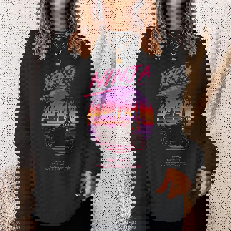 ヴィンテージ Ninja スポーツバイク スーパースポーツ 80S 映画 シンセウェーブ マイアミ バイス シティー スウェットシャツ 彼女への贈り物