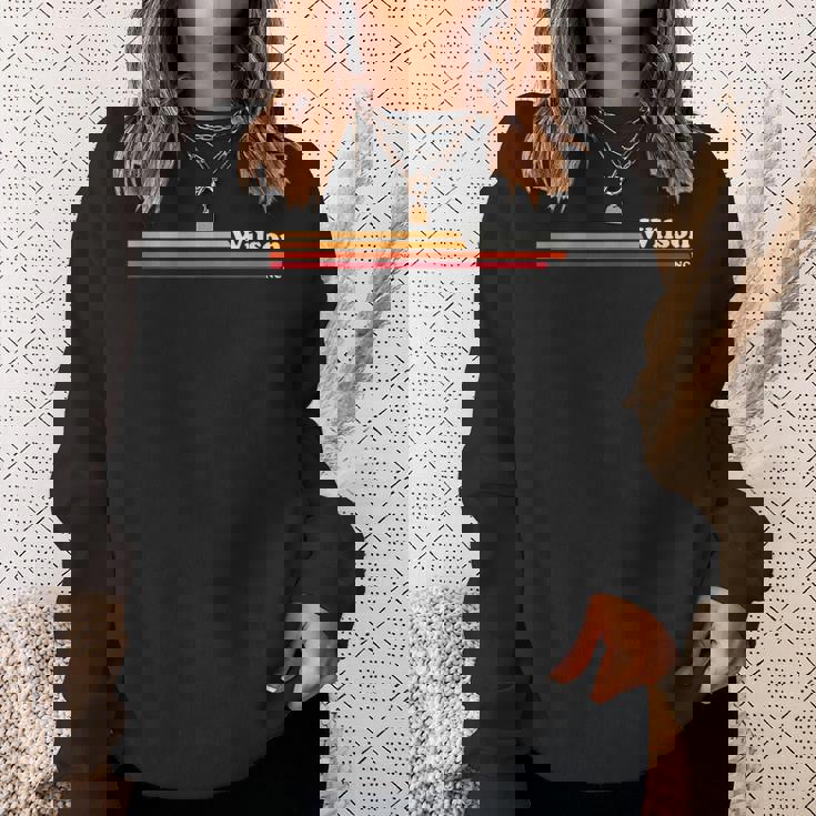 ヴィンテージ1980年代グラフィックスタイルウィルソンノースカロライナ州 スウェットシャツ 彼女への贈り物