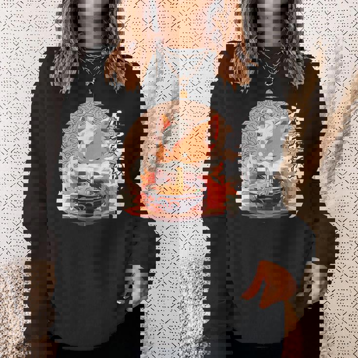 九尾の狐、ラーメンを食べる九尾の狐 スウェットシャツ 彼女への贈り物